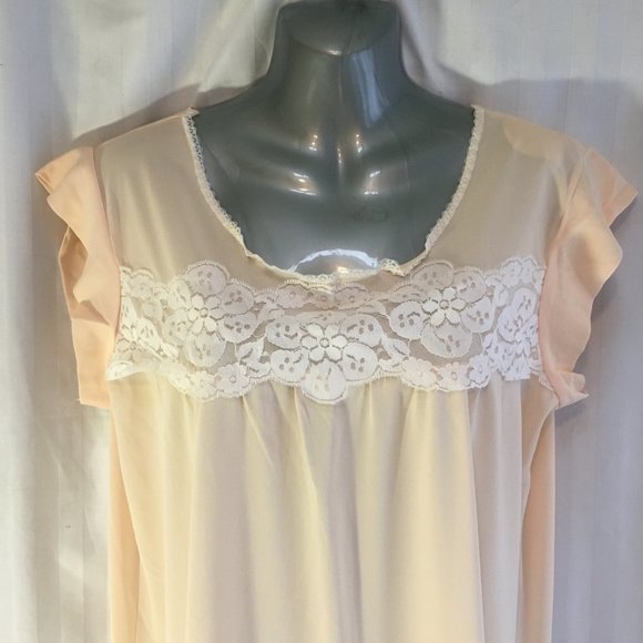 Source Unknown Other - Sheer Negligee Long Nightgown Peach Flower Sz Large Vintage Sleeping Nylon